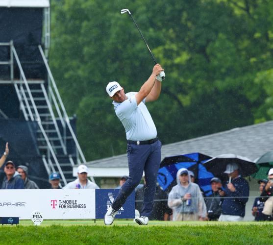 Par three tee box shot.JPG