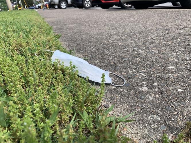 Mask Sidewalk