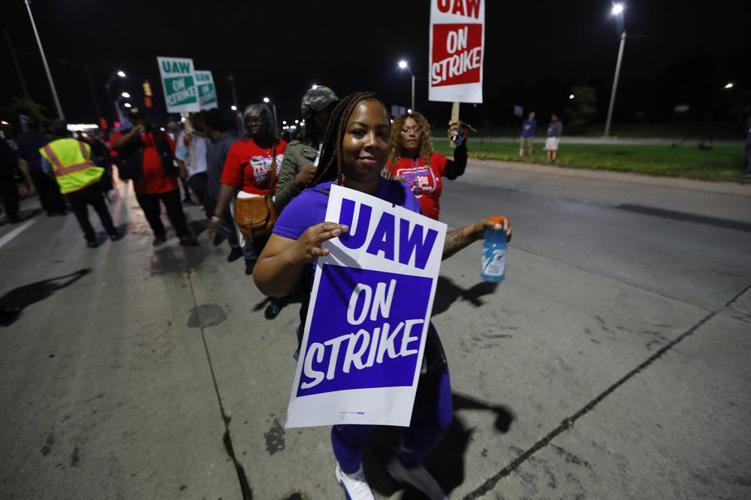 GM - UAW STRIKE - AP 9-16-19 1.jpeg