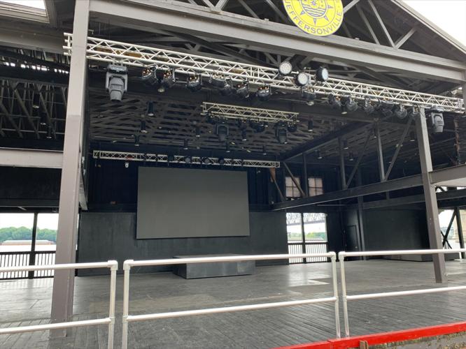 River Stage in Jeffersonville