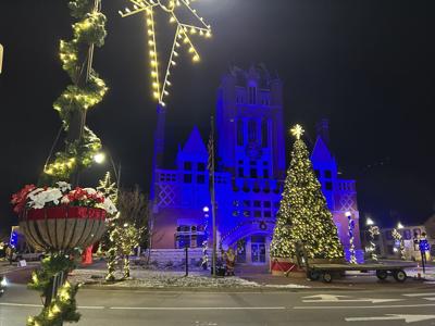 Bardstown during Christmas time