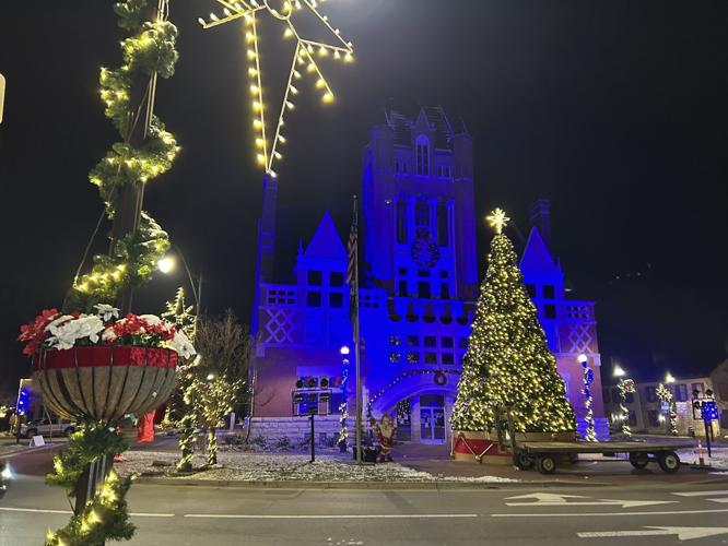 Bardstown during Christmas time