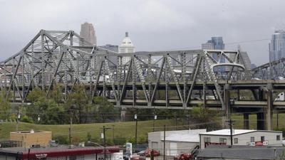 BRENT SPENCE BRIDGE AP - 2014 FILE.jpg