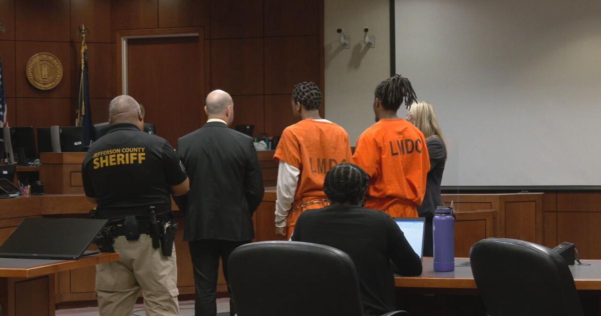 2 inmates charged with scheme to send drugs into Louisville's jail