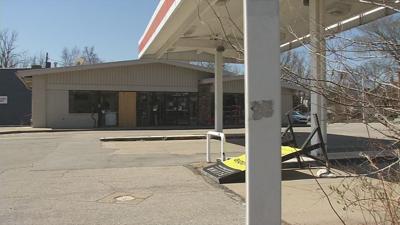Old gas station at Baxter Avenue and East Broadway