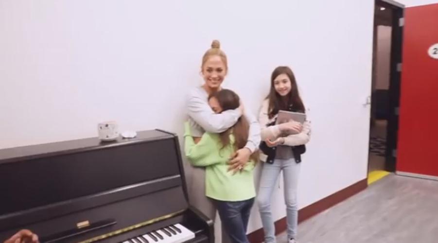 Jennifer Lopez and 11-year-old daughter Emme
