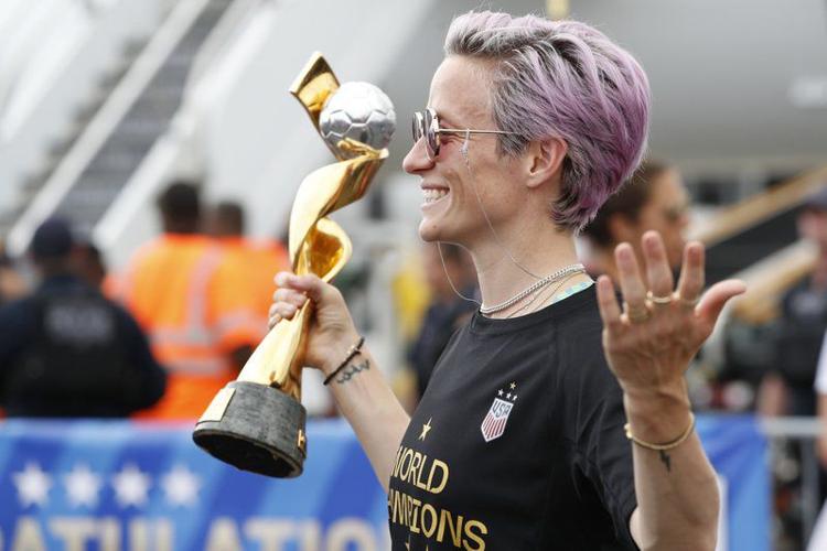 US WOMEN SOCCER WORLD CUP CHAMPS ARRIVE HOME - AP - 7-8-19 1.jpeg