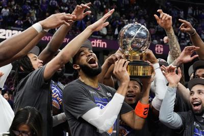 APTOPIX Knicks Cavaliers Basketball