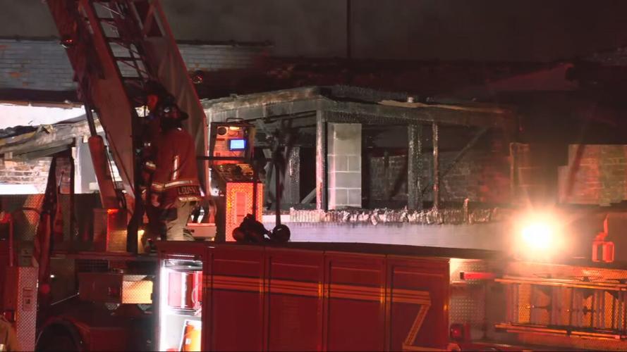 LFD at 16th and Northwestern Portland fire 12-27-23