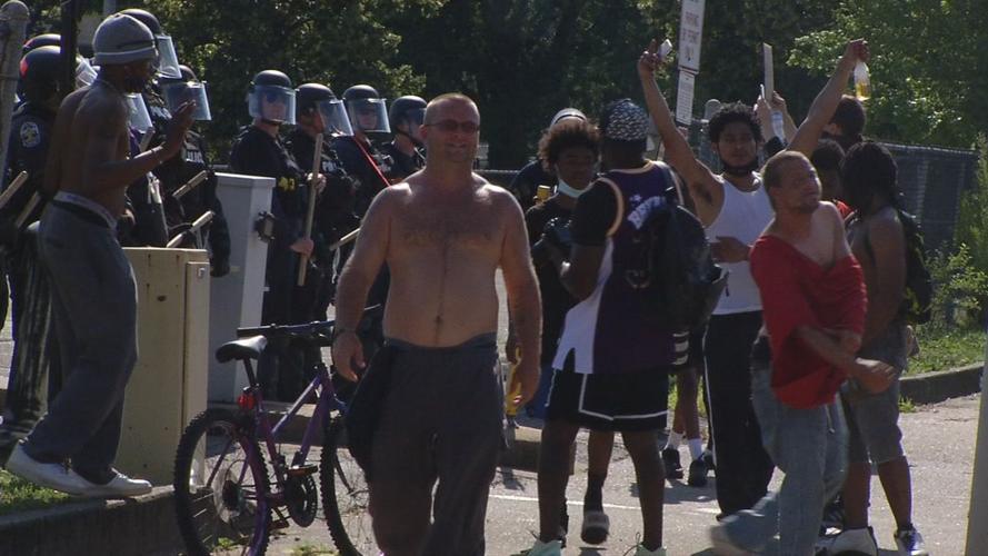 Demonstrators block 9th Street 6-15-20.jpg