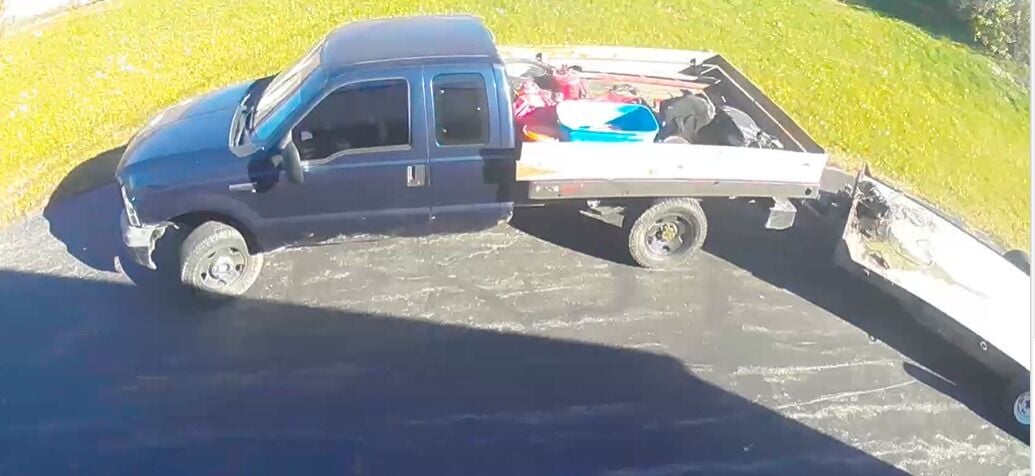 Bardstown PD storage unit thefts suspect vehicle 11-13-25