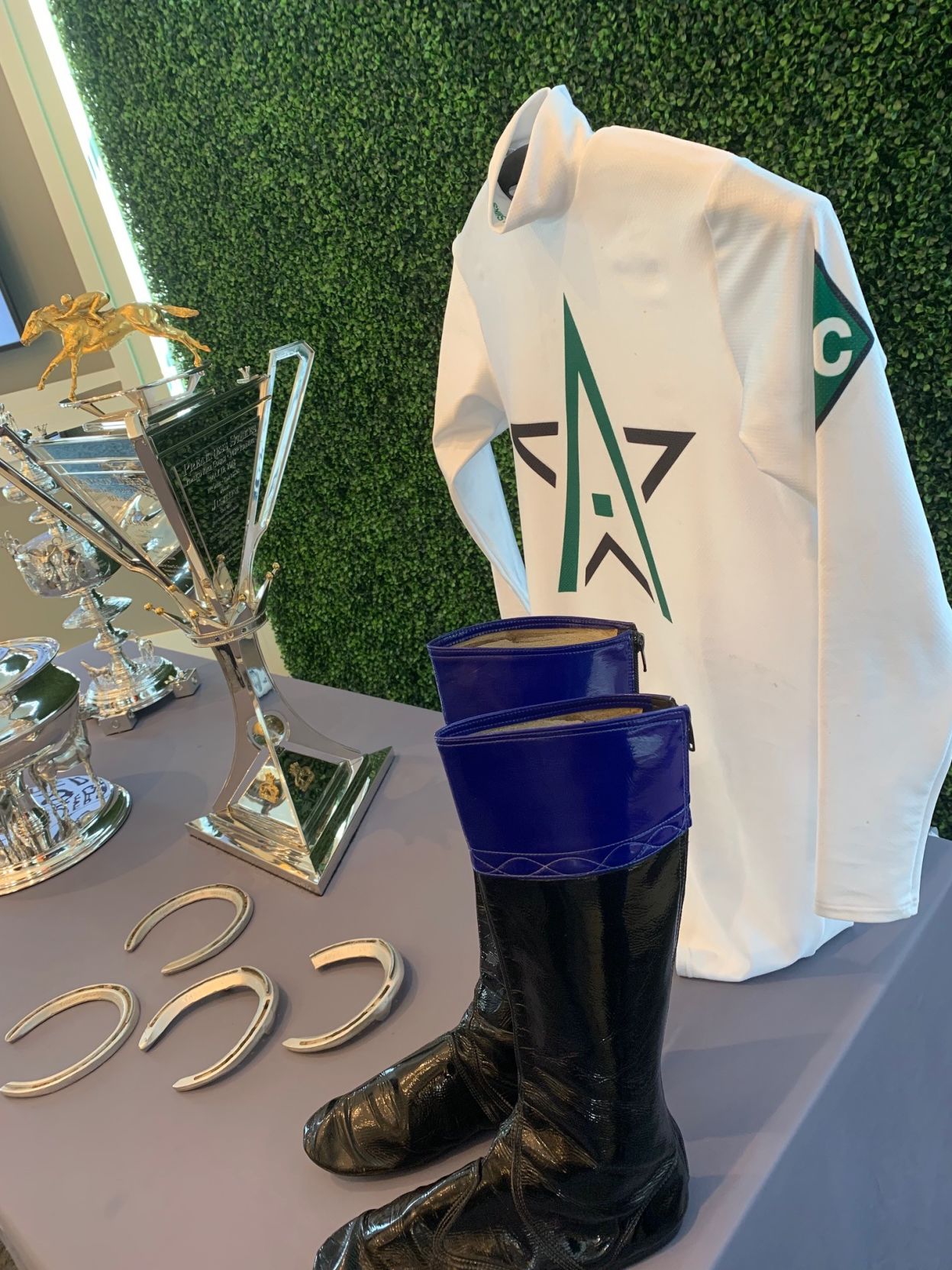 TRIPLE CROWN TROPHIES - Mike Smith's gear  4-24-19 (8).jpg