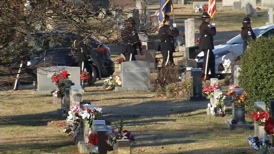 MENGEDOHT MEMORIAL 12-24-19  (6).jpg