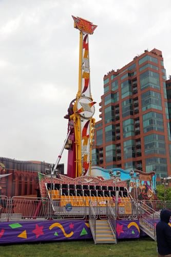 Crews set up booths along the Ohio River one day before Thunder Over Louisville 2023