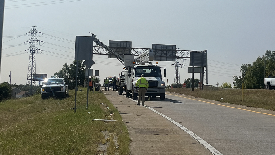 KYTC crews install solar lighting on interstates