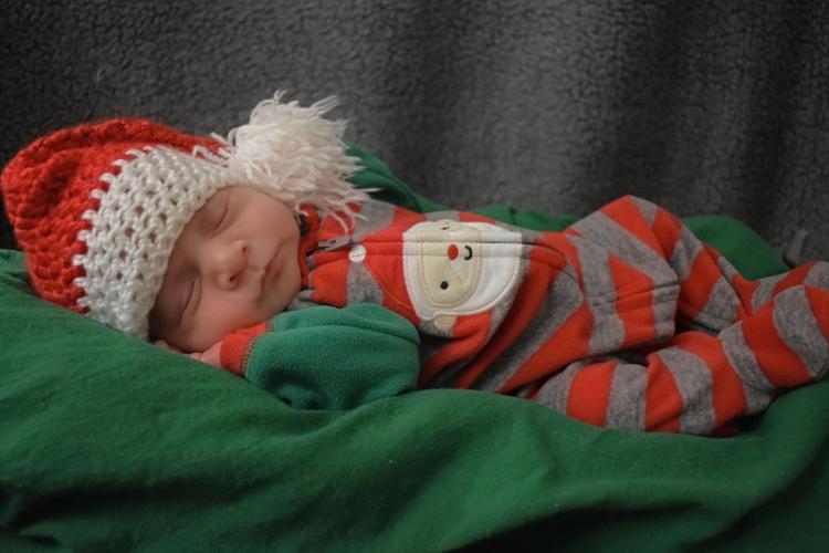 NICU Baby - Amster pic #2.jpg