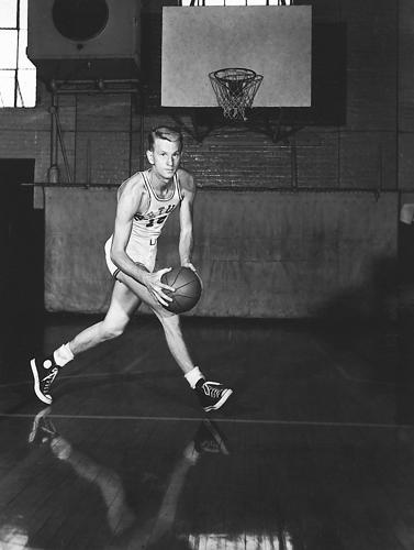 Dale Barnstable basketball photo