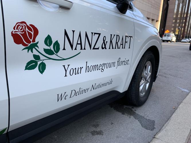 Local florist pays it forward by giving sunflowers away for free