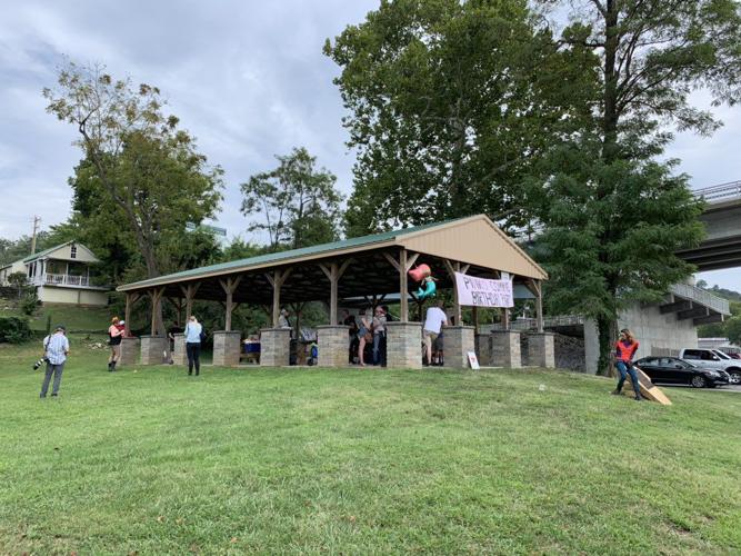 Counter-protesters at scene of 'Kookout'