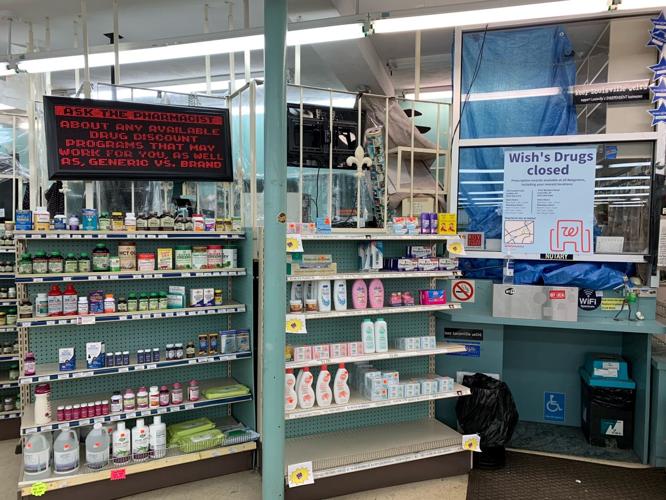 Wish's Drugs closing (11).jpg