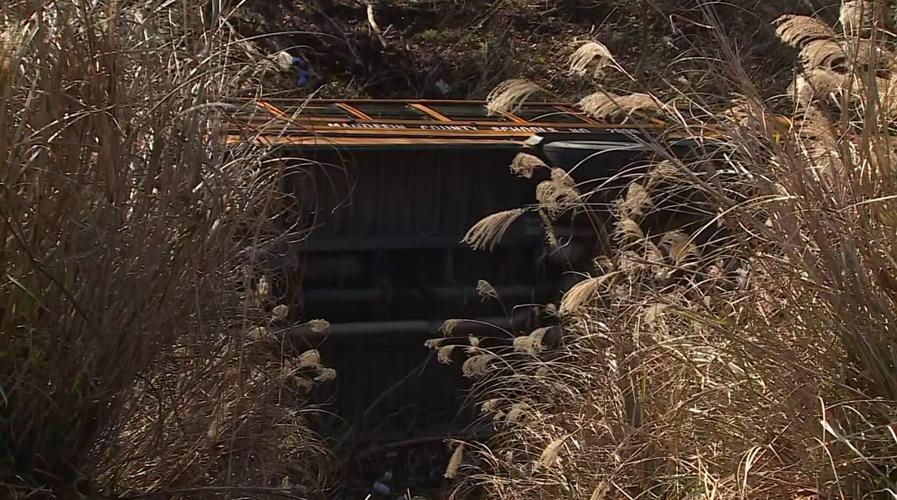 BUS CRASH - MAGOFFIN COUNTY KENTUCKY - COURTESY CNN 11-14-2022 3.jpg