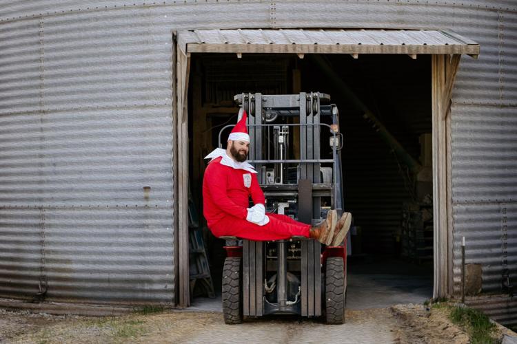 ELF ON THE FARM - AFFINITY FARM 12-22-2023  (4).jpg