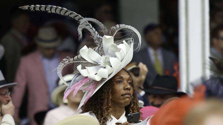 Kentucky Derby fans