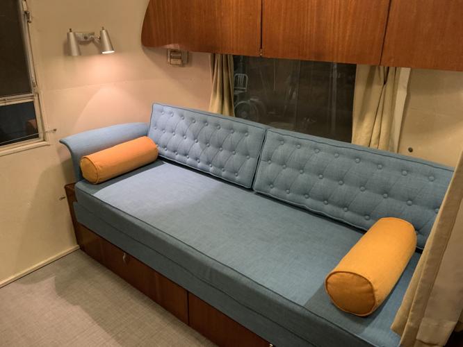 VINTAGE BASE CAMP - AIRSTREAM  (4).JPG