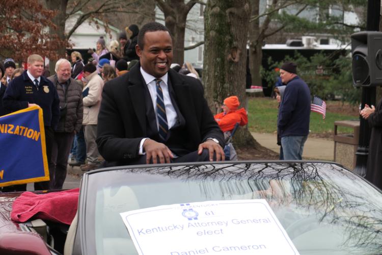 BESHEAR INAUGURATION DAY -PARADE 12-12-10-19  (25).JPG