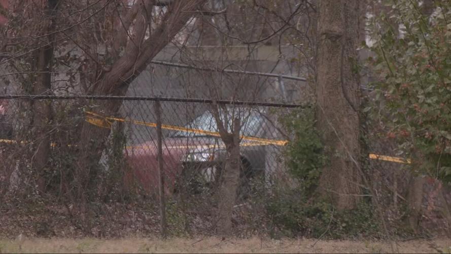 LMPD AT 23RD AND CHESTNUT - 12-18-2025 4.jpeg