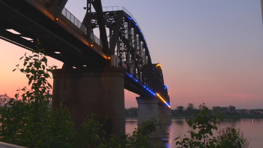 BIG FOUR BRIDGE LIGHTS