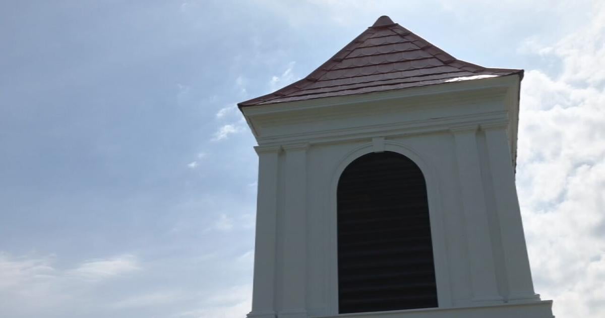 Read moreHistoric George Rogers Clark school bell rings again in Clarksville after nearly 50 years