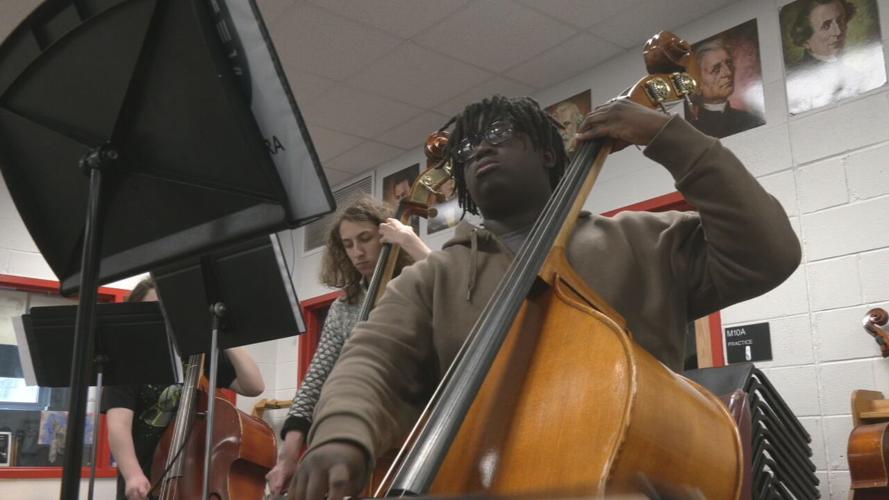 Waggener Students with Louisville Orchestra