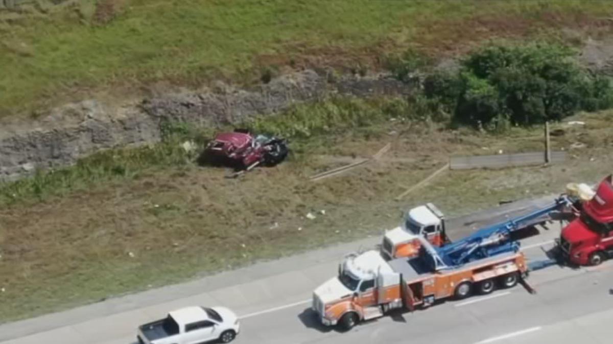 1 person dead after Interstate 65 crash in Shepherdsville