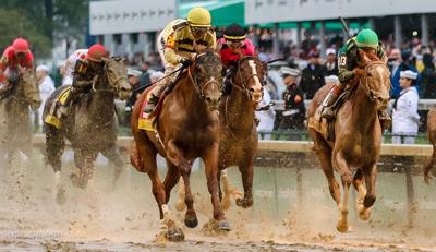 Country House running at Kentucky Derby