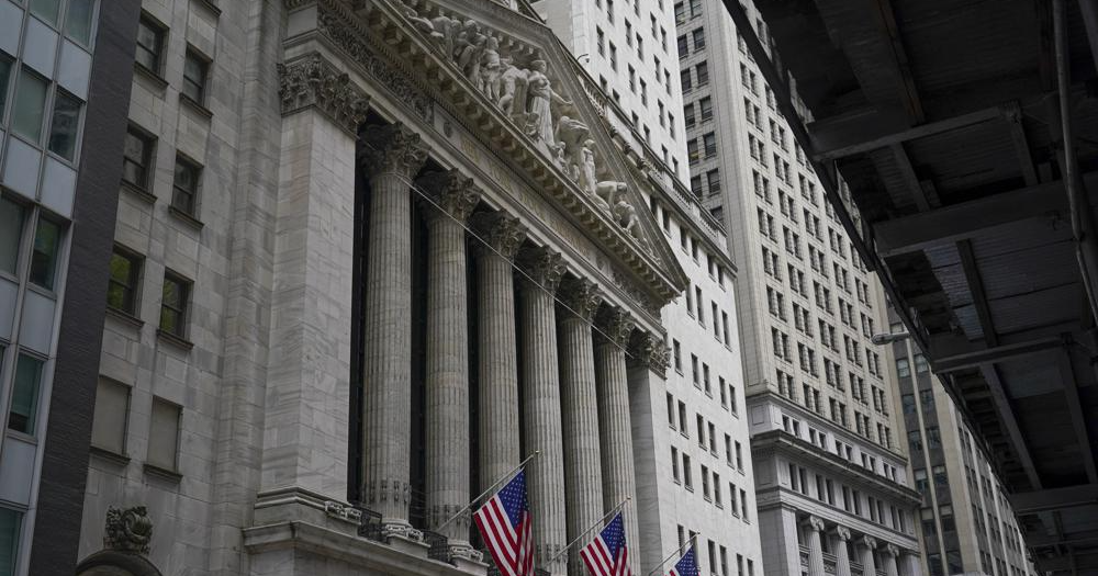 https://bloximages.newyork1.vip.townnews.com/wdrb.com/content/tncms/assets/v3/editorial/f/be/fbeffb80-c33a-11ed-a238-c7339df977eb/6411d1ab90d21.image.png?crop=1000,525,0,71