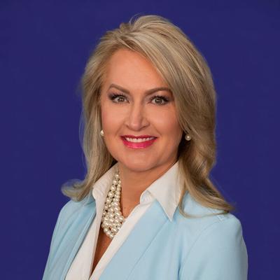 Stephanie Lake - Headshot 7.30.21