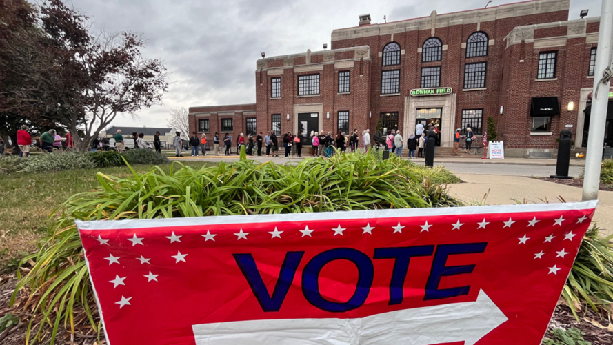 Early voting lines at Bowman Field