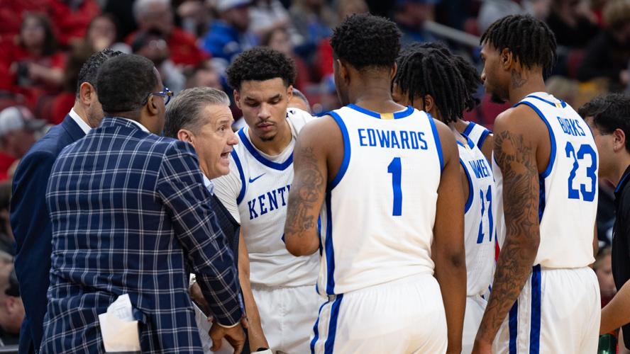 Calipari huddle.jpg
