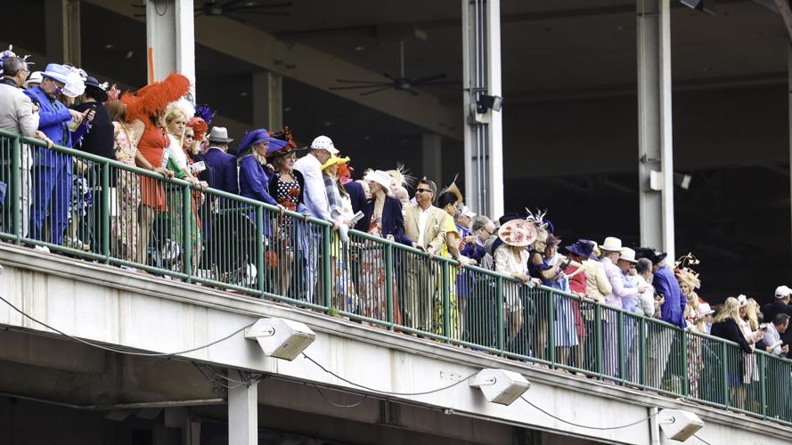 Kentucky Derby fans