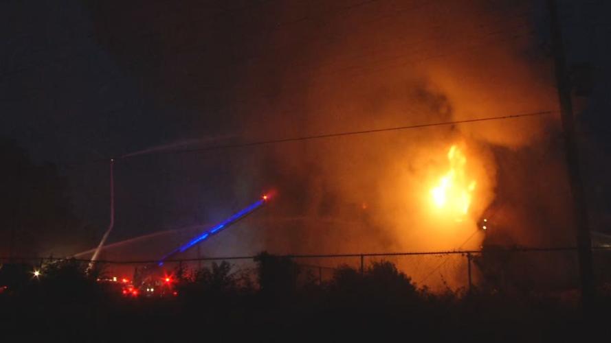 30TH AND ALI FIRE - Aerial Ladder vs. flames