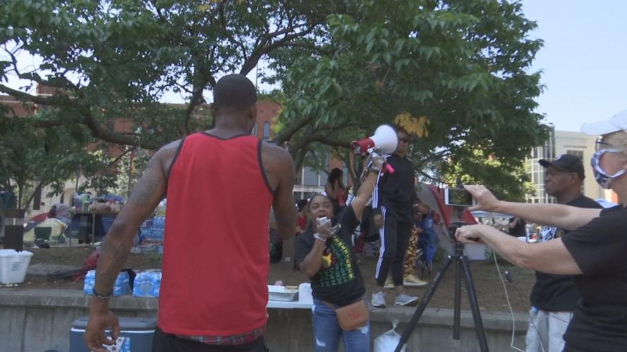 Protesters react to Hankison being fired 6-19-20