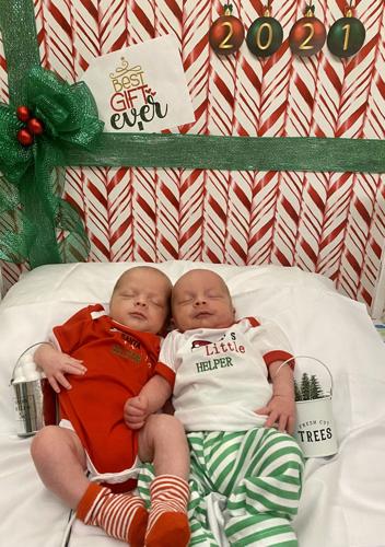 Norton 2021 Christmas NICU babies (18).jpg