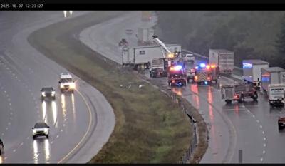 I-65 NB CRASH NEAR ETOWN 10-7-2025.jpg
