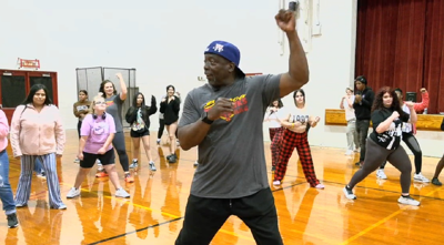 Billy Blanks visits Seneca High School in Louisville
