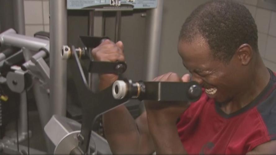 Gym, Man lifting weights, weightlifting