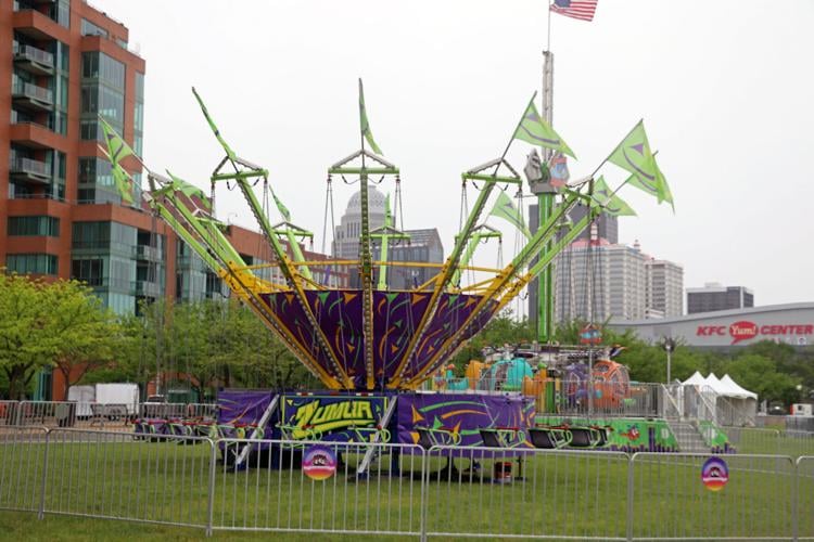 Crews set up booths along the Ohio River one day before Thunder Over Louisville 2023