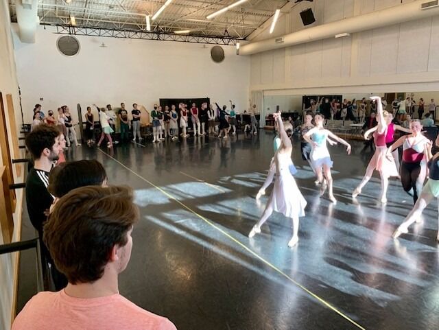 Louisville ballet preparing for nutcracker.jpg