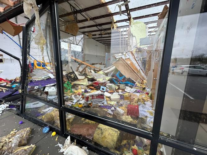 Jeffersontown storm damage.jpg