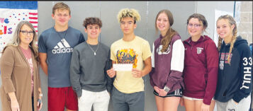 - Tigers' basketball team receive $500